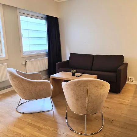 فندق Living Sentrum تروندهايم