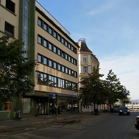 Living Sentrum Отель Тронхейм