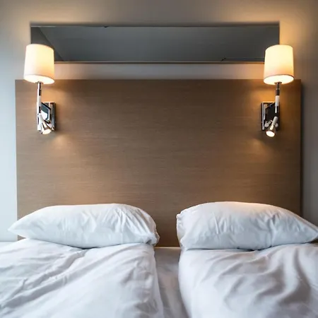 Living Sentrum Hotel